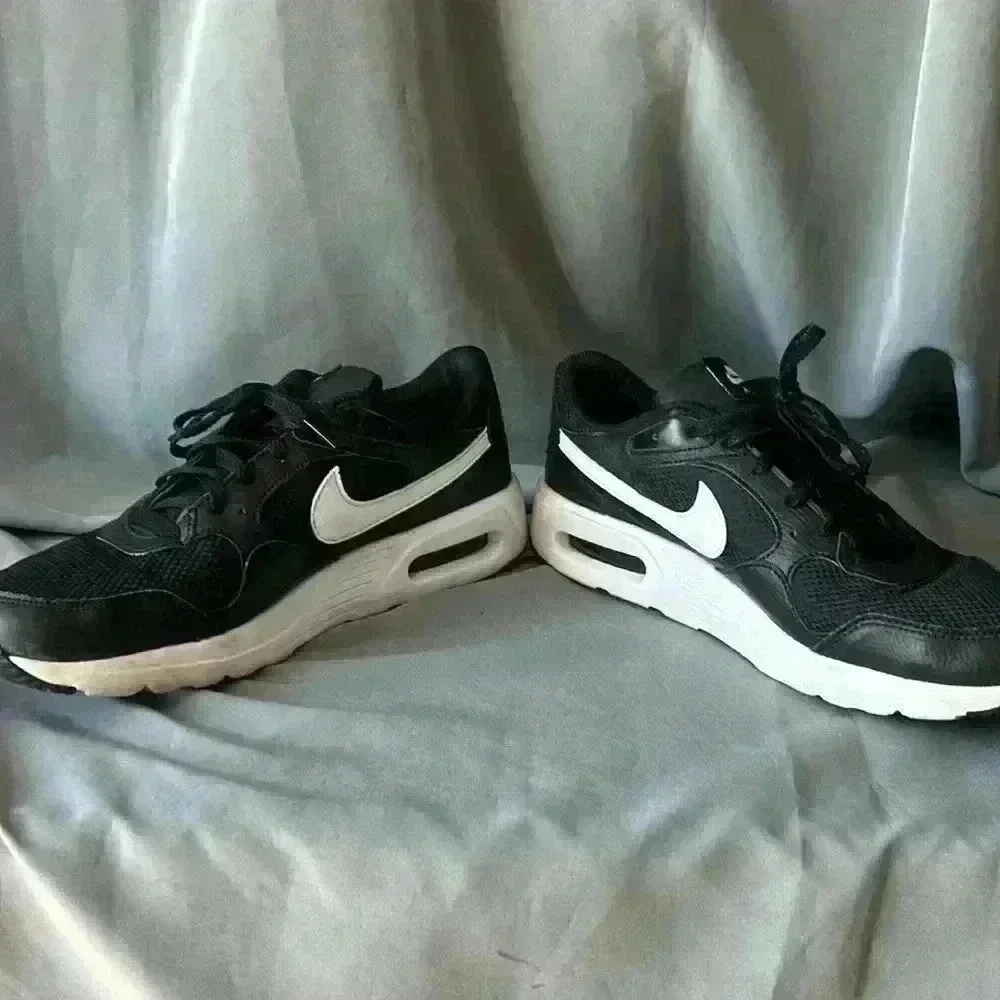 EUC Nike Air Max SC Shoes Black White CW4555-002‎ Men's Size 12